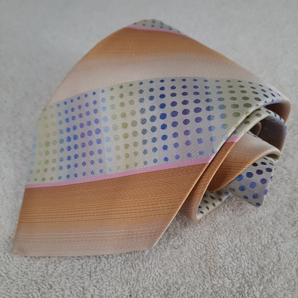 Kenneth Cole New York Dotted Silk Men's Tie Hand Made